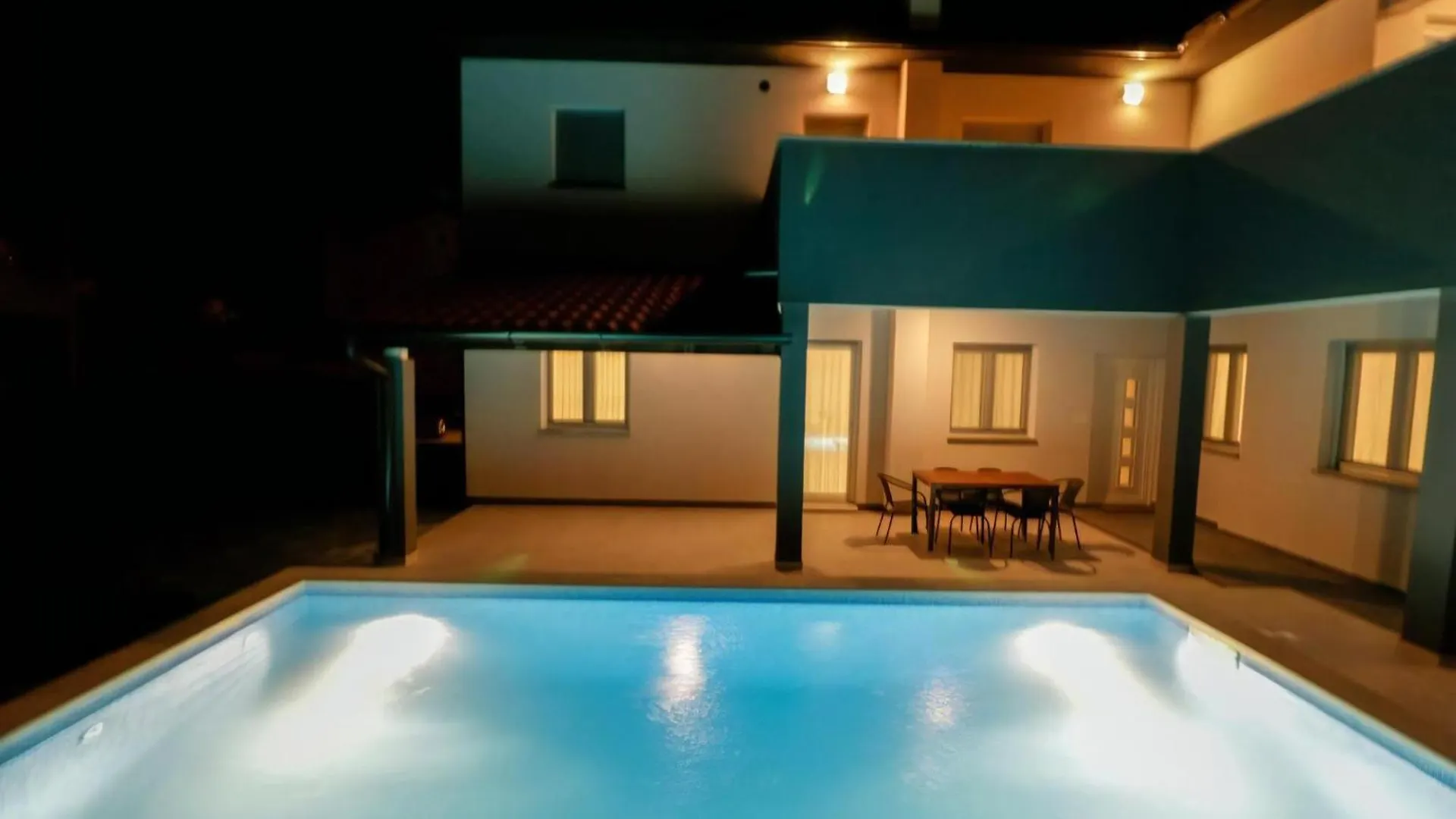 Apartment Wohnung Mit Grill, Pool Und Terrasse Stinjan